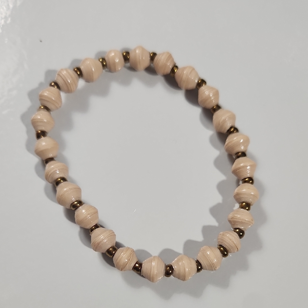 Light Colored Paper Bead Stretch bracelet
